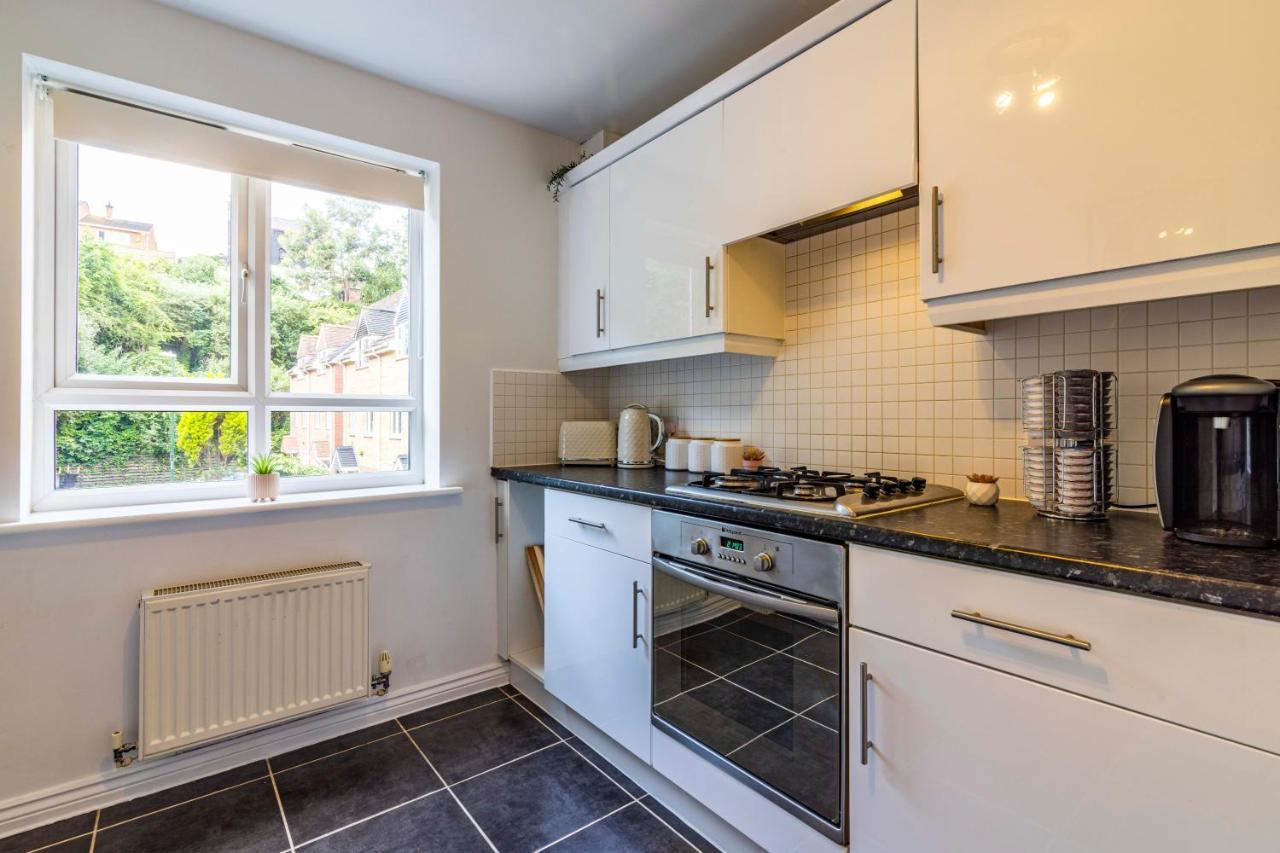 Fantastic Apartment, Short Distance From City Centre, Free Parking Nottingham Bagian luar foto